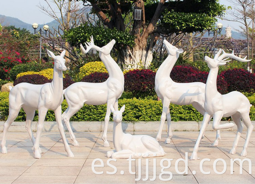 Outdoor Resin Simulation Of Sika Deer